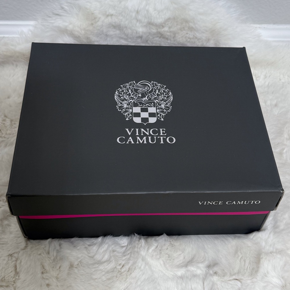 Vince Camuto Lynona Heels Black Open-Toe Heeled Sandals, Size 9.5 - Picture 10 of 10